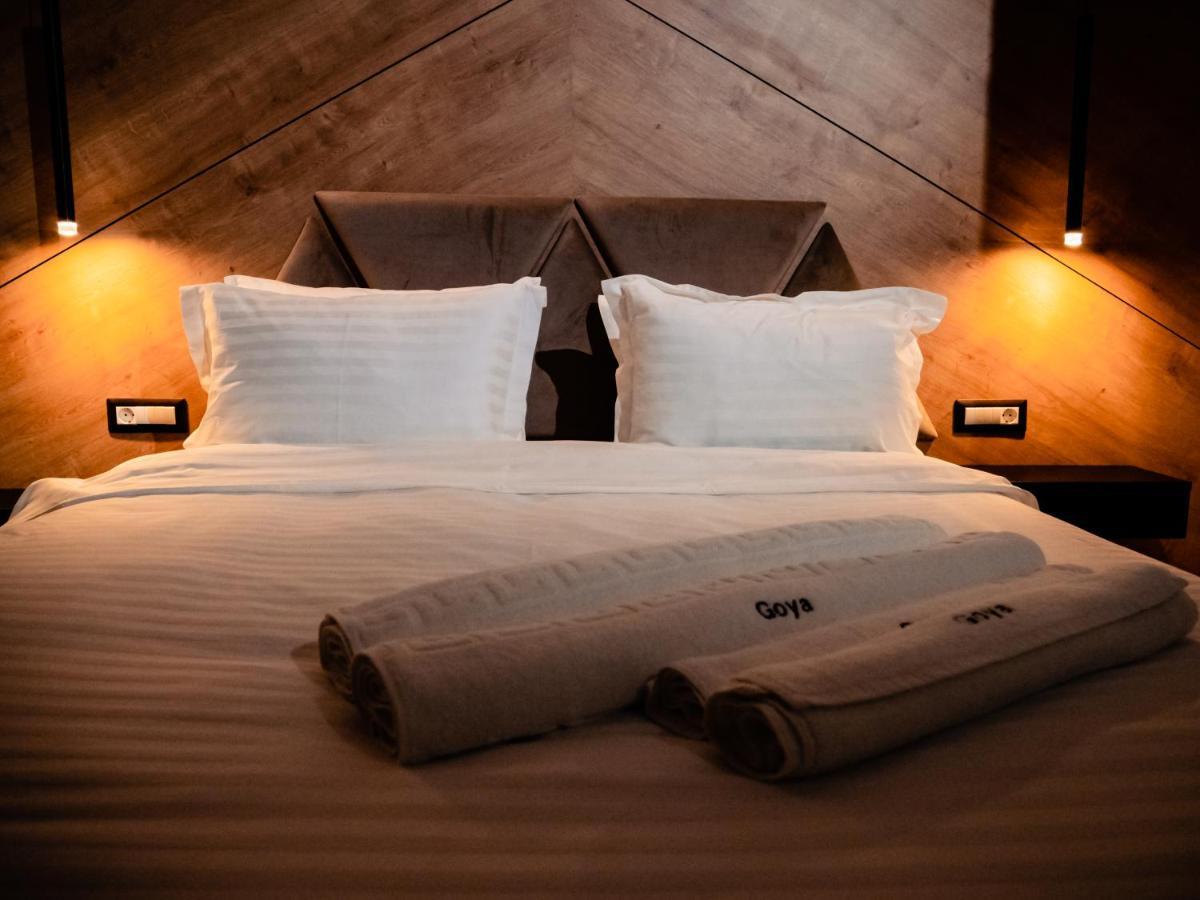 Goya Boutique Hotel Targu Jiu